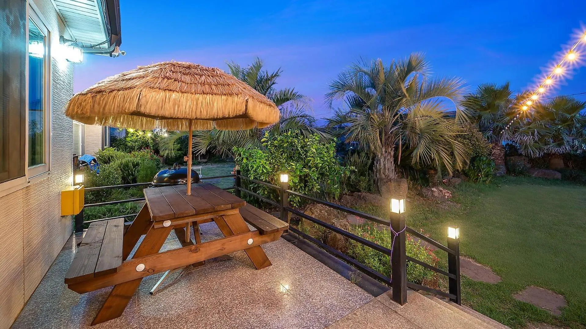 Lalapipo Jeju Hotel 0*,  South Korea