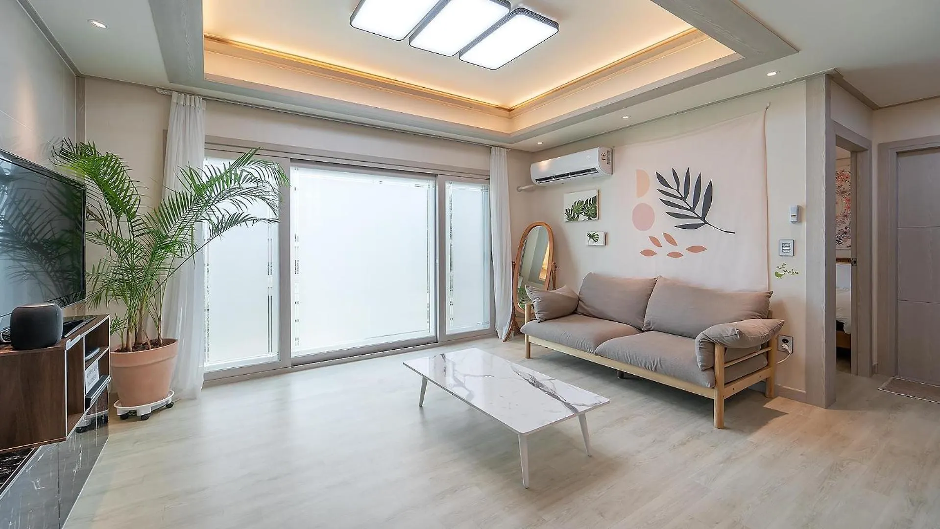 Guest house Lalapipo Jeju Hotel